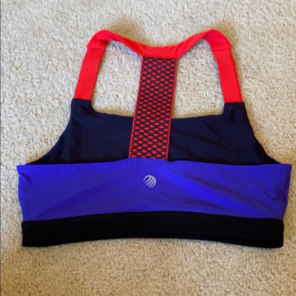 NWOT tri colored sports bra - Picture 2 of 2